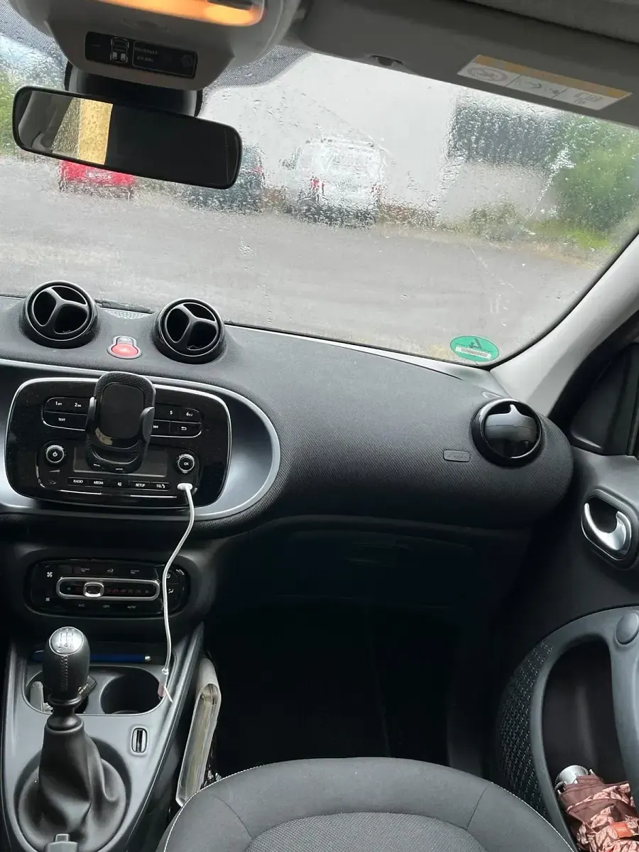 Gebraucht Smart ForFour 90 PS (66 kW) 2019 Schwarz Kleinwagen