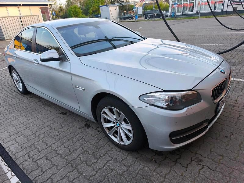 Gebraucht BMW 530 258 PS (189 kW) 2013 Silber Limousine