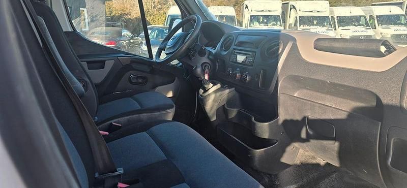 Gebraucht Nissan NV400 125 PS (91 kW) 2015 Weiß Van