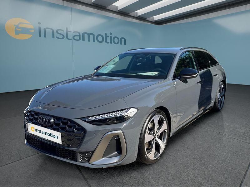 Grau Gebraucht 2024 Audi A5 Coupé | 57.199 € (Teuer) - Bild 1/4