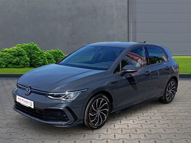 Gebraucht VW Golf VIII R-line 150 PS (110 kW) 2024 Grau Limousine