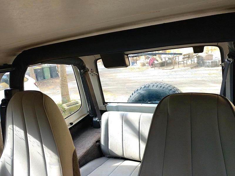 Gebraucht Jeep Wrangler 123 PS (90 kW) 1995 Schwarz SUV