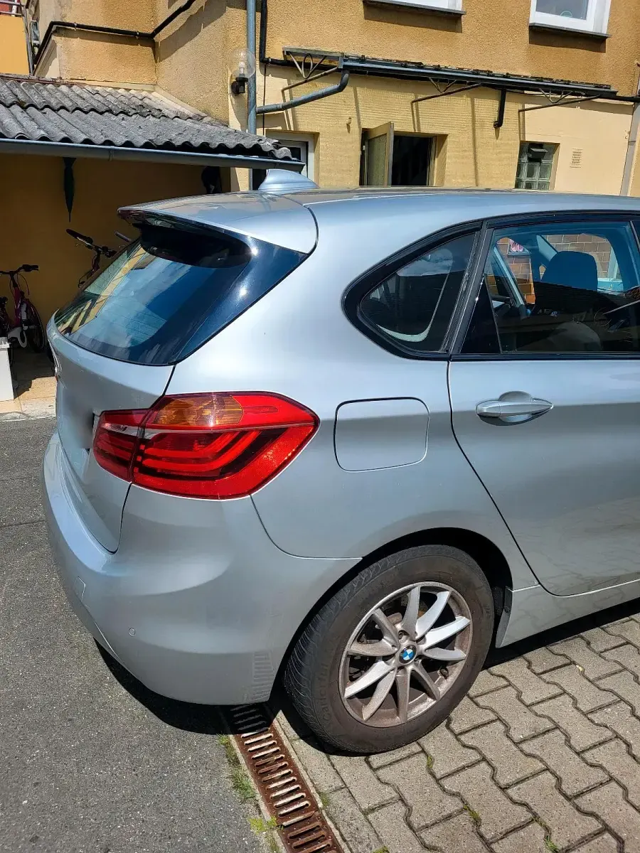 Gebraucht BMW 218 136 PS (100 kW) 2016 Grau Kombi