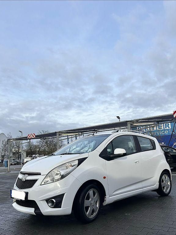 Usado Chevrolet Spark LT 82 CV (60 kW) 2011 Blanco Utilitario