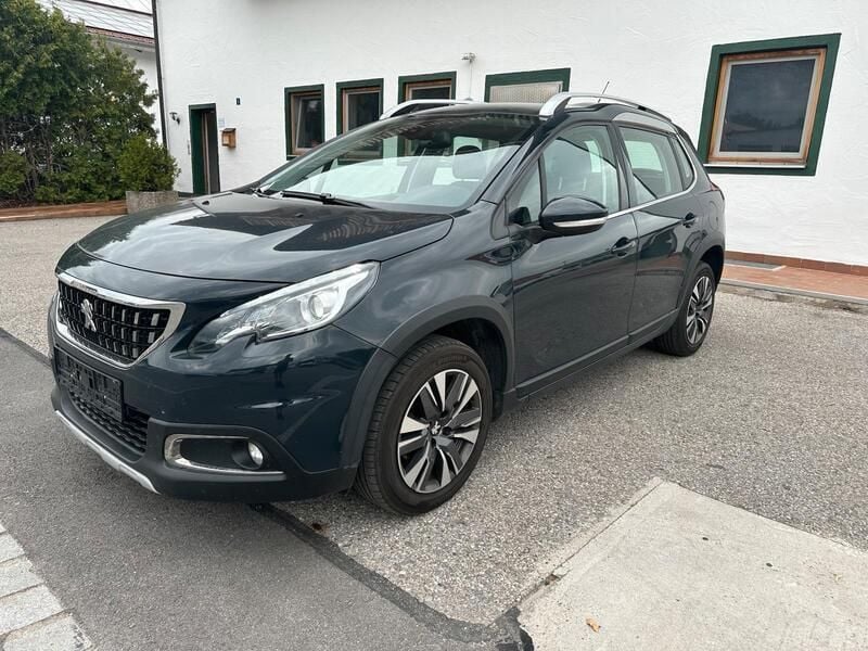 Grau Gebraucht 2018 Peugeot 2008 SUV | 10.500 € (Fairer Preis) - Bild 1/4