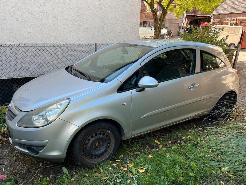 Silber Gebraucht 2008 Opel Corsa Kleinwagen | 980 € (Superpreis) - Bild 1/4