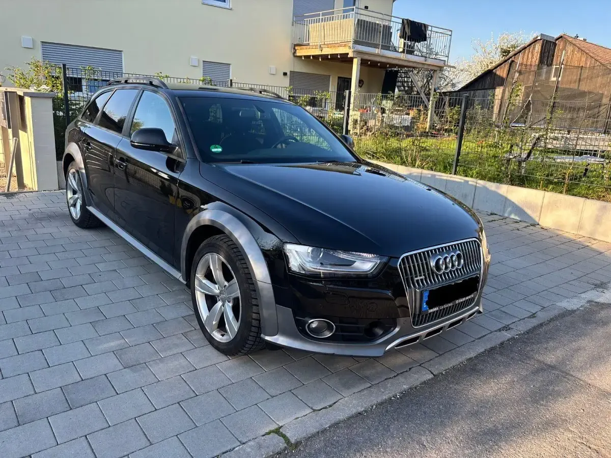 Gebraucht Audi A4 Allroad Comfort 245 PS (180 kW) 2015 Schwarz Kombi
