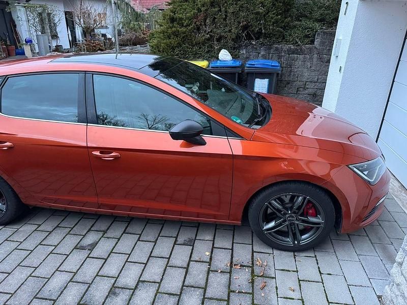 Gebraucht Seat Leon CUPRA 300 PS (220 kW) 2018 Orange Limousine