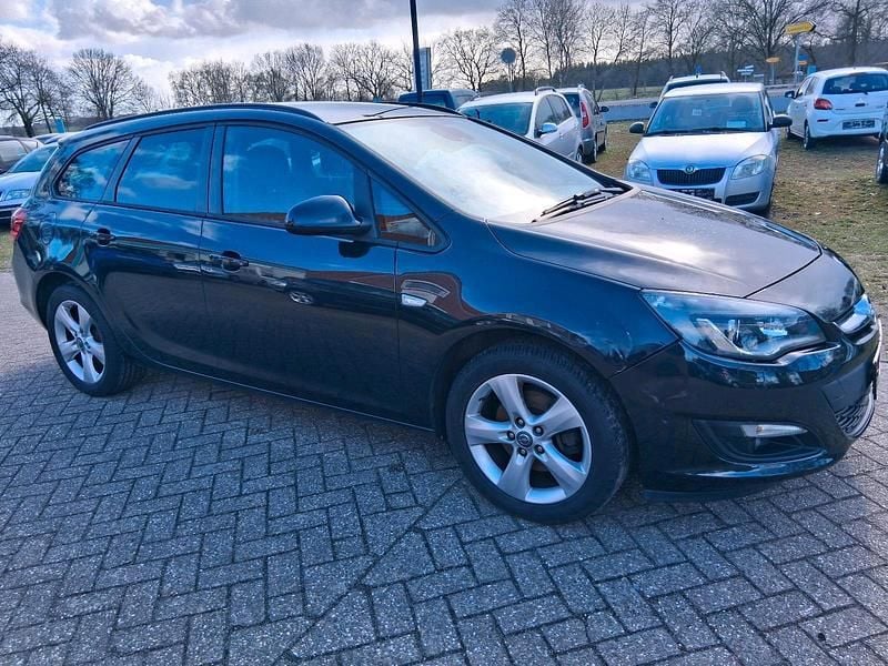 Gebraucht Opel Astra 110 PS (80 kW) 2015 Schwarz Kombi