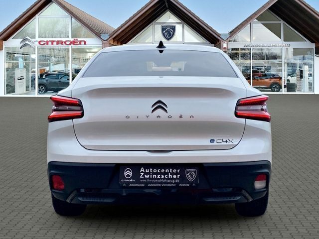 Gebraucht Citroën e-C4 Shine 100 kW (136 PS) 2023 Weiß Limousine