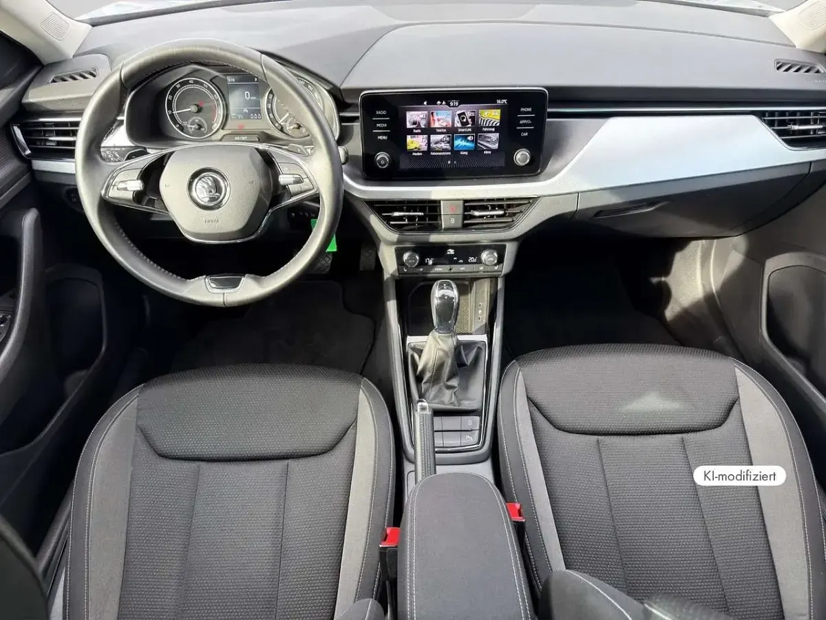 Gebraucht Skoda Kamiq Ambition 110 PS (80 kW) 2022 Silber SUV