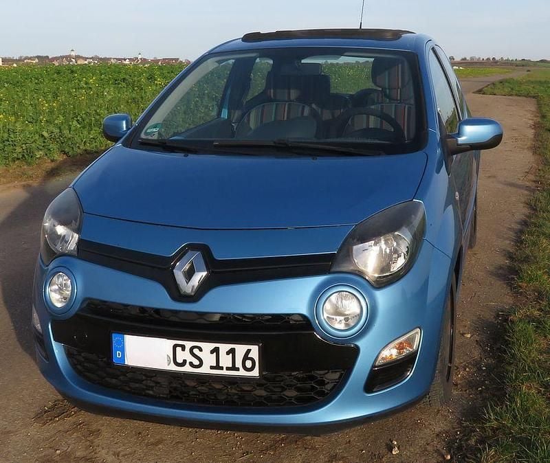 Blau Gebraucht 2012 Renault Twingo Liberty Kleinwagen | 3.800 € (Fairer Preis) - Bild 1/4