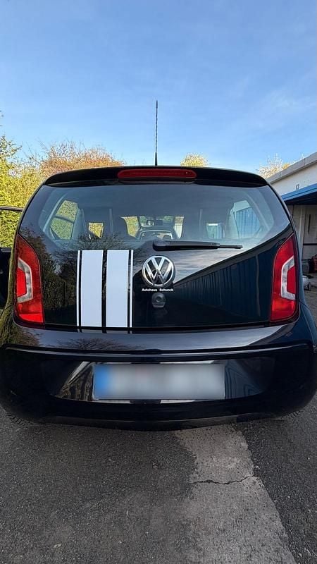 Usado VW up! 59 CV (43 kW) 2012 Negro Utilitario