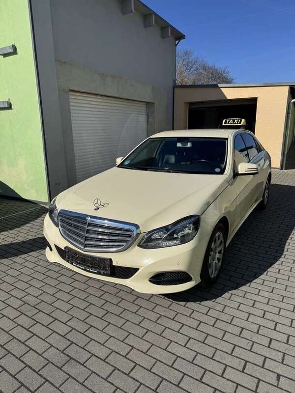 Beige Gebraucht 2014 Mercedes E200 Limousine | 6.990 € (Fairer Preis) - Bild 1/4