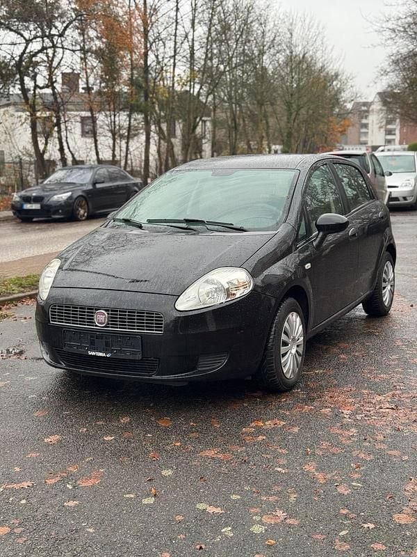 Schwarz Gebraucht 2009 Fiat Punto Kleinwagen | 2.200 € (Fairer Preis) - Bild 1/4