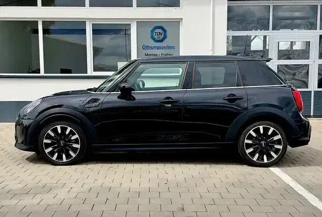 Gebraucht Mini Cooper S Classic 178 PS (130 kW) 2023 Schwarz Kleinwagen