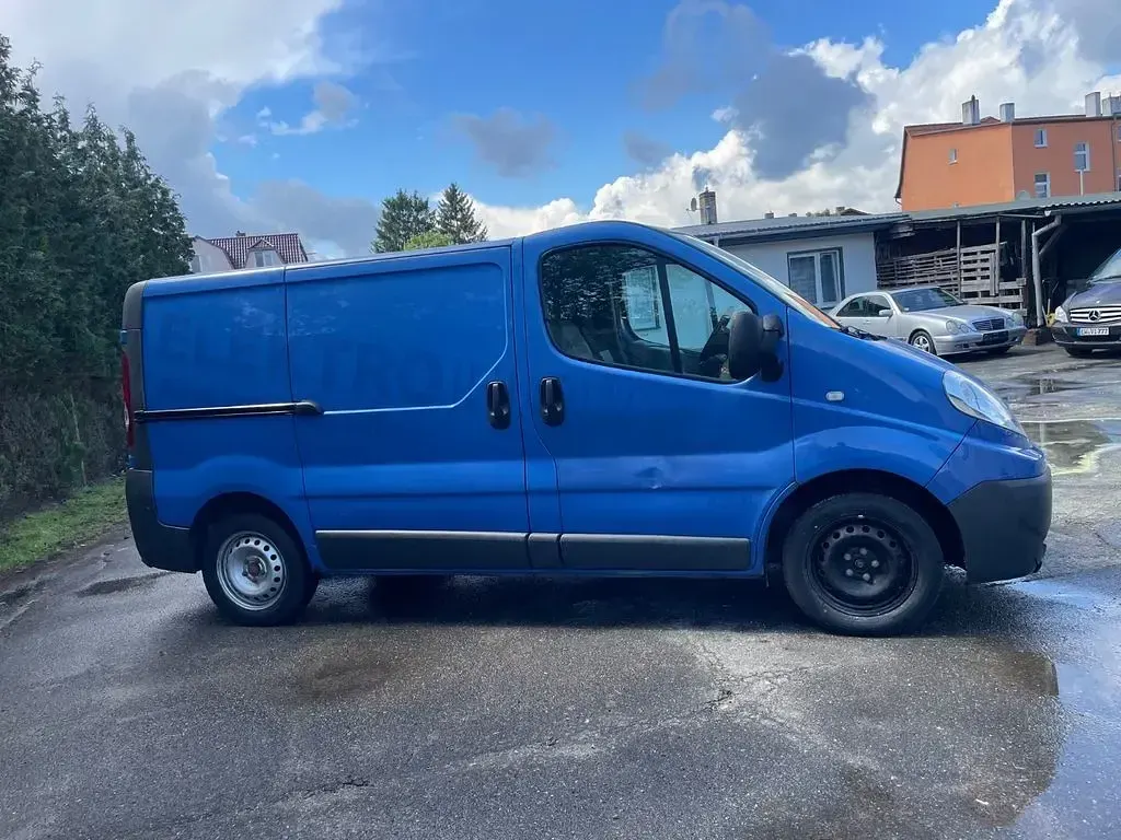 Brugt Renault Trafic 90 HK (66 kW) 2007 Blå MPV