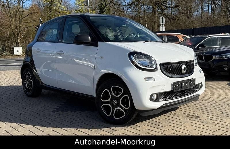 Second-hand Smart ForFour 90 CP (66 kW) 2019 Alb Hatchback