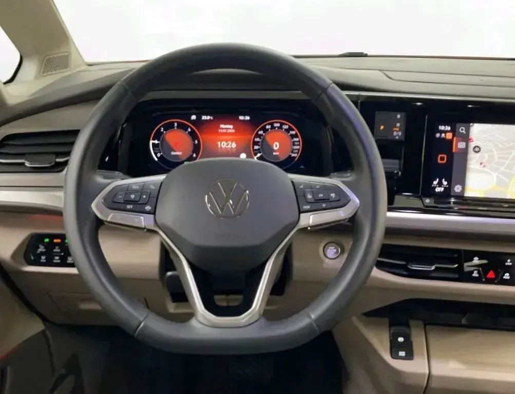 Używany VW Multivan Edition 150 KM (110 kW) 2023 Czarny Minivan