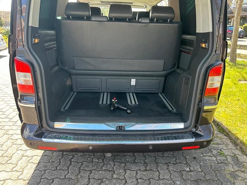 Usata VW T5 174 CV (127 kW) 2009 Marrone Furgone
