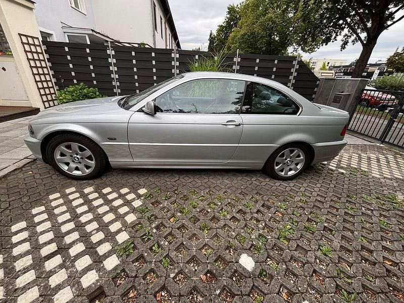 Usata BMW 320 150 CV (110 kW) 2000 Argento Coupé