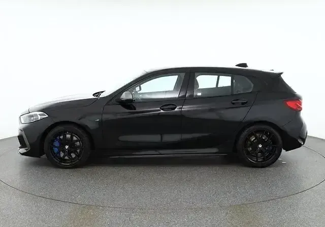 Brugt BMW M135 Sport Line 306 HK (225 kW) 2021 Sort Hatchback
