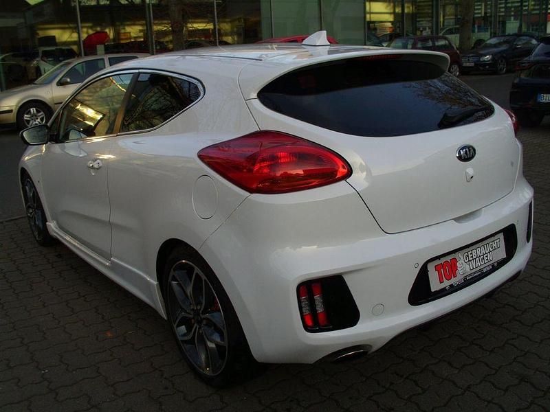 Gebraucht Kia ProCeed GT-Challenge 204 PS (150 kW) 2018 Weiß