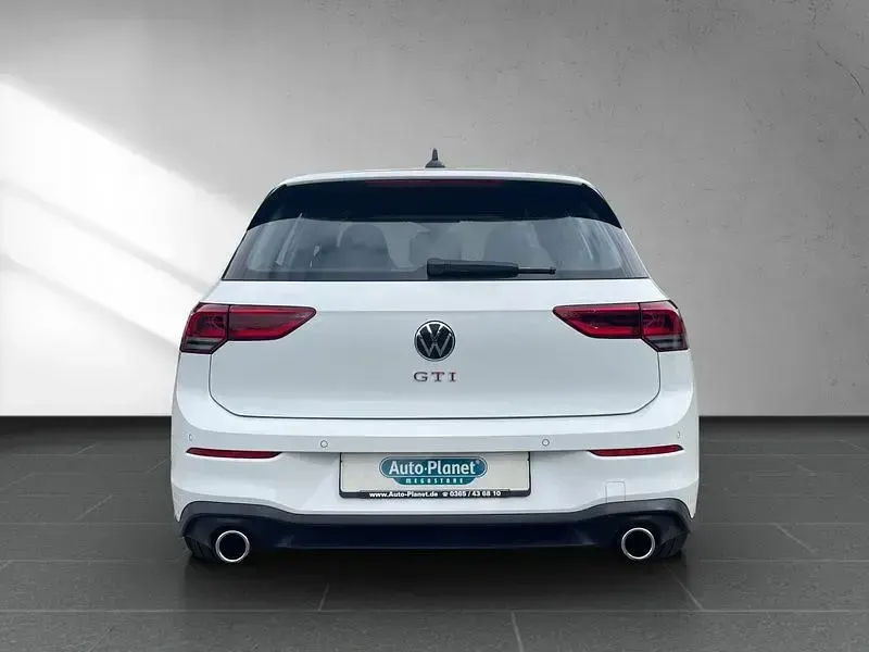 Gebraucht VW Golf VIII GTI 245 PS (180 kW) 2022 Weiß Limousine