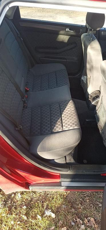 Gebraucht Audi A6 Sport 179 PS (131 kW) 2003 Rot Kombi