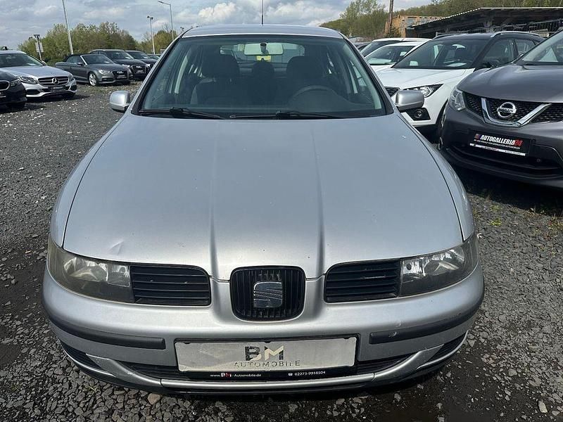 Gebraucht Seat Leon 101 PS (74 kW) 2000 Silber Kleinwagen