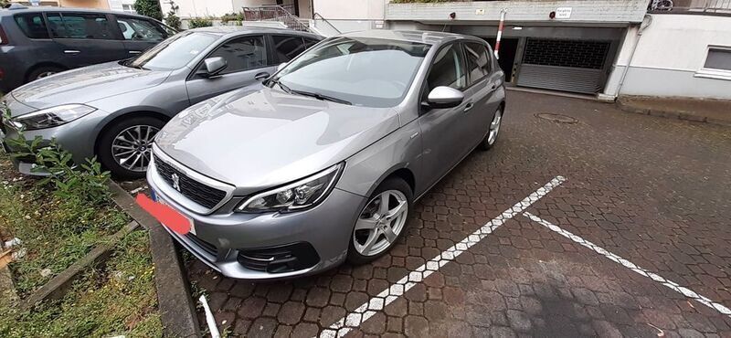 Silber Gebraucht 2018 Peugeot 308 Limousine | 11.500 € (Guter Preis) - Bild 1/4