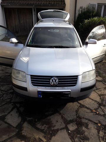 Gebraucht VW Passat 116 PS (85 kW) 2001 Silber metallic Kombi
