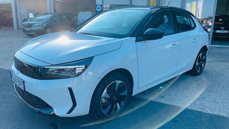 Gebraucht Opel Corsa-e 114 kW (156 PS) 2025 Weiß Kleinwagen