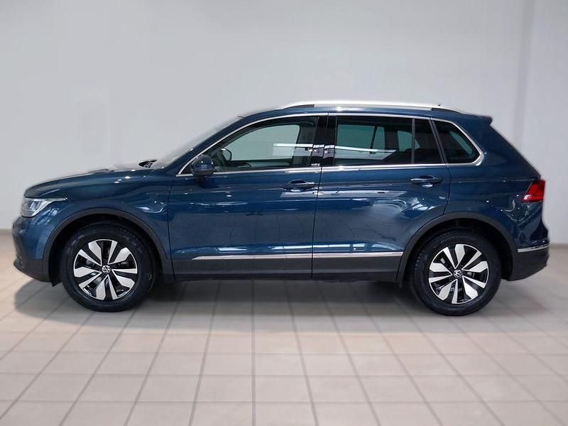 Gebraucht VW Tiguan Move 150 PS (110 kW) 2024 Nightshade blue metallic (metallic) SUV