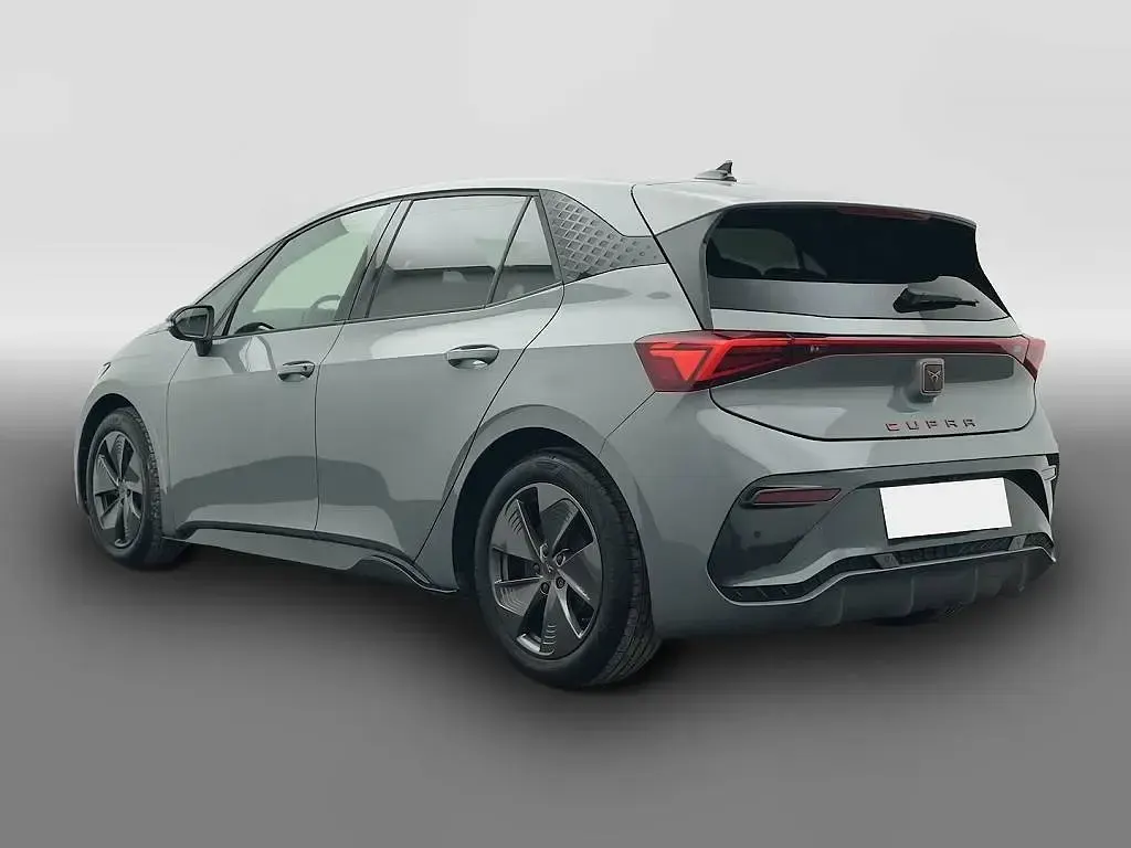 Second-hand Cupra Born 150 kW (204 CP) 2024 Gri Hatchback