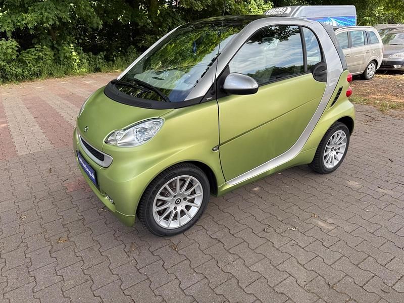 Grün Gebraucht 2012 Smart ForTwo Coupé Kleinwagen | 4.999 € (Fairer Preis) - Bild 1/3