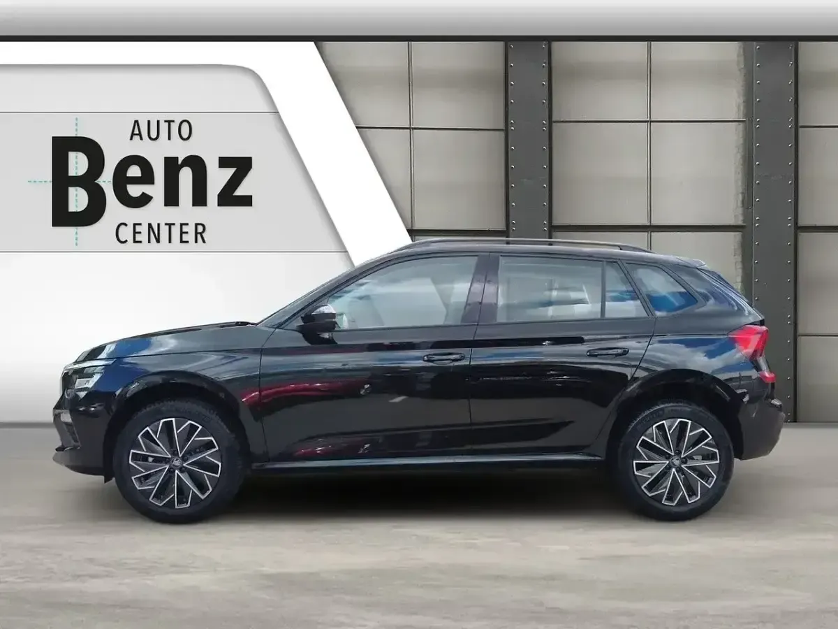 Neu Skoda Kamiq Selection 116 PS (85 kW) 2025 Schwarz SUV