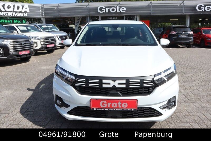 Gebraucht Dacia Logan 90 PS (66 kW) 2024 Weiß Limousine