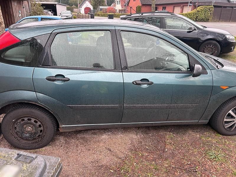 Second-hand Ford Focus 75 CP (55 kW) 2002 Berlinǎ