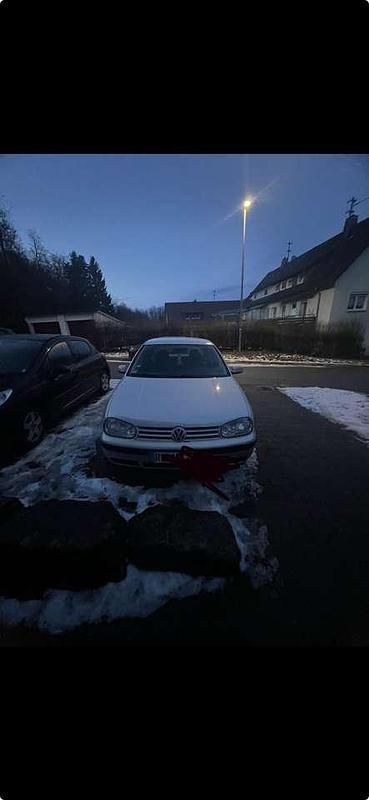 Second-hand VW Golf III 75 CP (55 kW) 1998 Berlinǎ