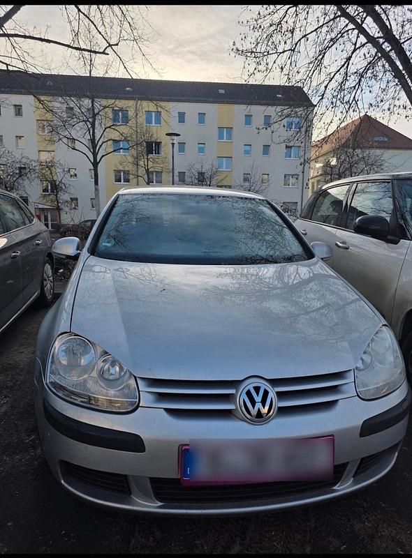 Gebraucht VW Golf V 90 PS (66 kW) 2005 Silber Kleinwagen