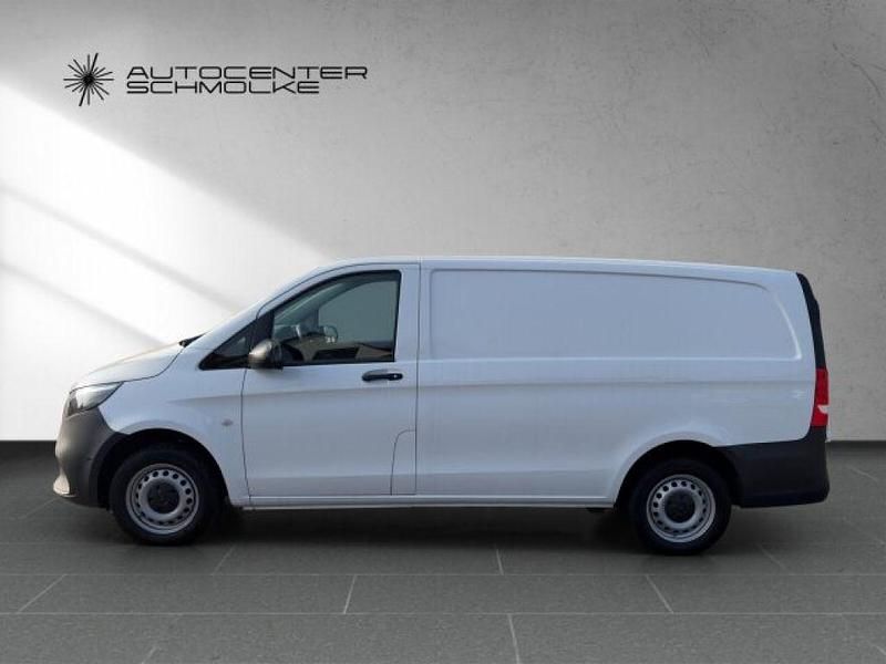 Gebraucht Mercedes Vito 102 PS (75 kW) 2024 Arktikweiß Van