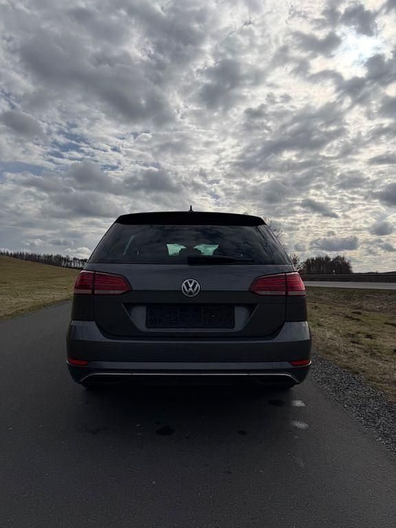 Gebraucht VW Golf VII 150 PS (110 kW) 2020 Grau Kombi