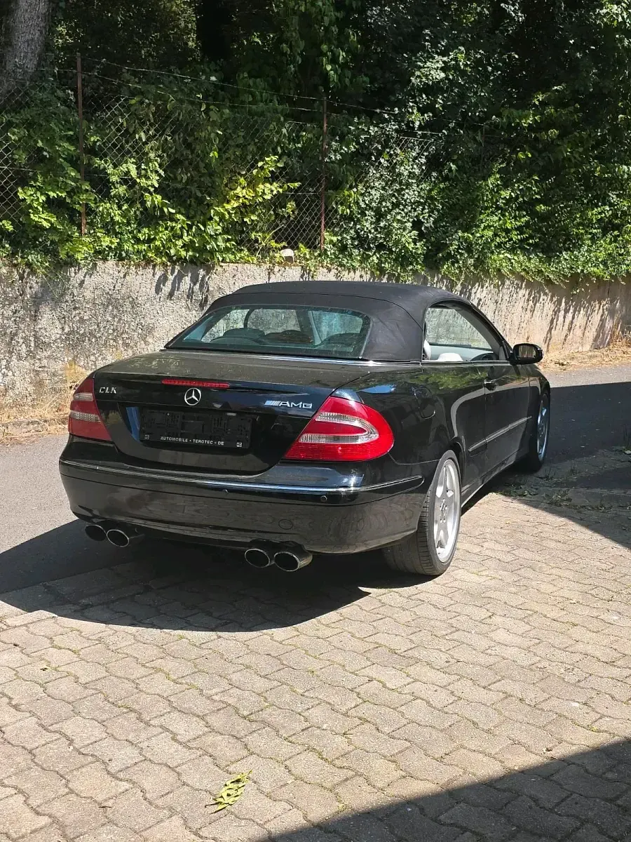 Gebraucht Mercedes CLK200 163 PS (119 kW) 2003 Schwarz Cabrio