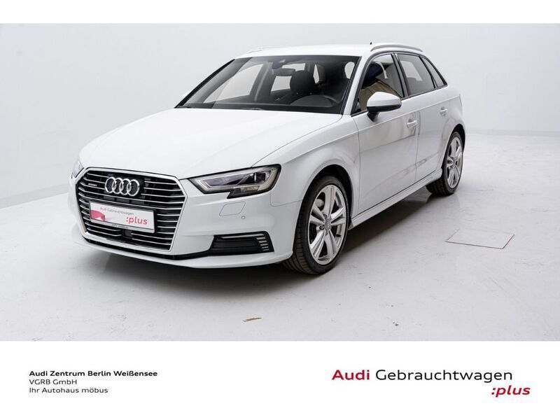 Gebraucht Audi A3 Sportback e-tron Sport 204 PS (150 kW) 2020 Gletscherweiß metallic Kleinwagen