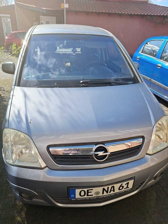 Gebraucht Opel Meriva 101 PS (74 kW) 2008 Silber Van / Kleinbus