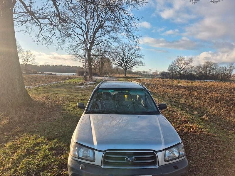 Gebraucht Subaru Forester Active 125 PS (91 kW) 2004 Silber SUV
