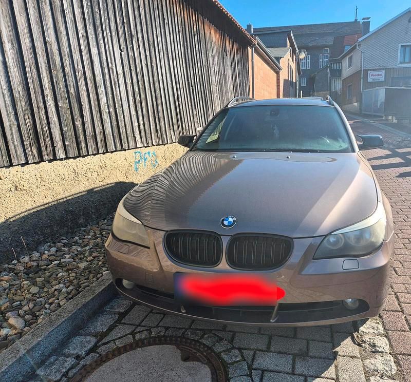 Gebraucht BMW 525 177 PS (130 kW) 2004 Andere farben Kombi