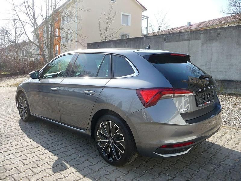 Gebraucht Skoda Scala Selection 116 PS (85 kW) 2025 Grau Kleinwagen