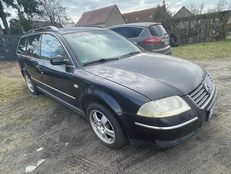 Gebraucht VW Passat Highline 130 PS (95 kW) 2001 Schwarz Kombi